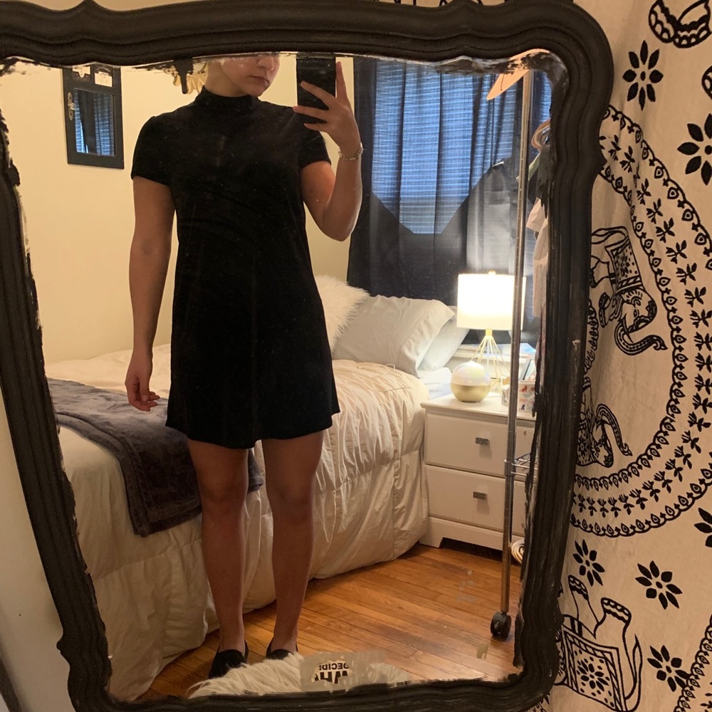 VINTAGE black turtle neck velvet dress - Picture 2 of 5